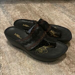 Clarks Indigo Women's Black Wedge Sandals